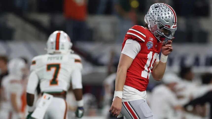 College football fans sound off on ESPN score bug during Ohio State-Miami playoff game