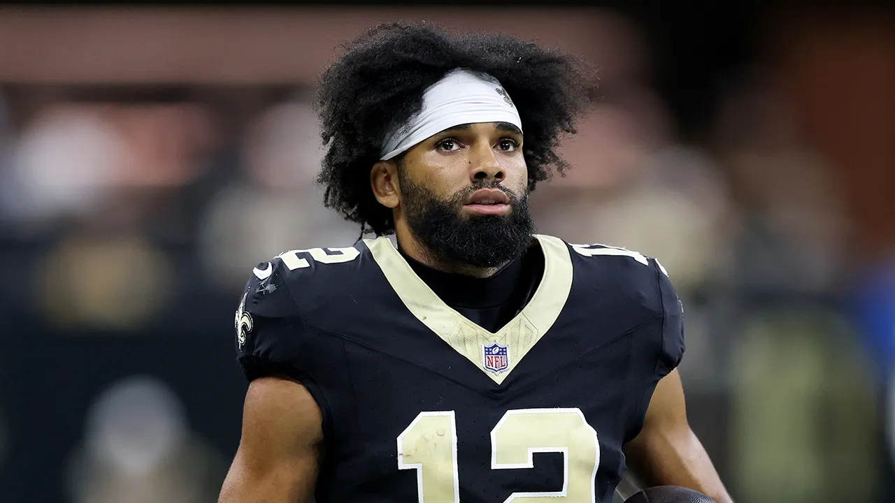 Saints star wide receiver hospitalized after blood clot was found in his lung: report