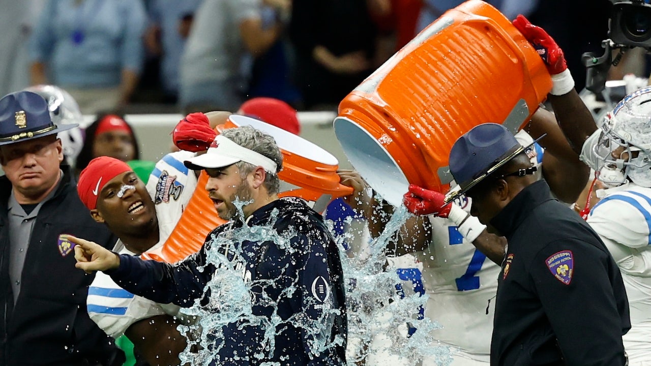 Ole Miss-Georgia Sugar Bowl thriller ends with delayed celebrations as officials demand last second be played