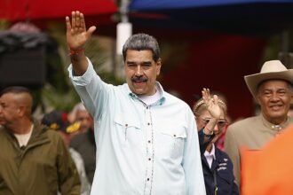 Maduro’s fall sparks suspicion of betrayal inside Venezuela’s ruling elite