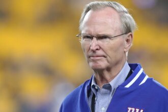 Giants honor owner John Mara during battle with cancer, with game ball from big win vs Cowboys