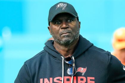Todd Bowles says Buccaneers keeping him as head coach heading into 2026 season: report
