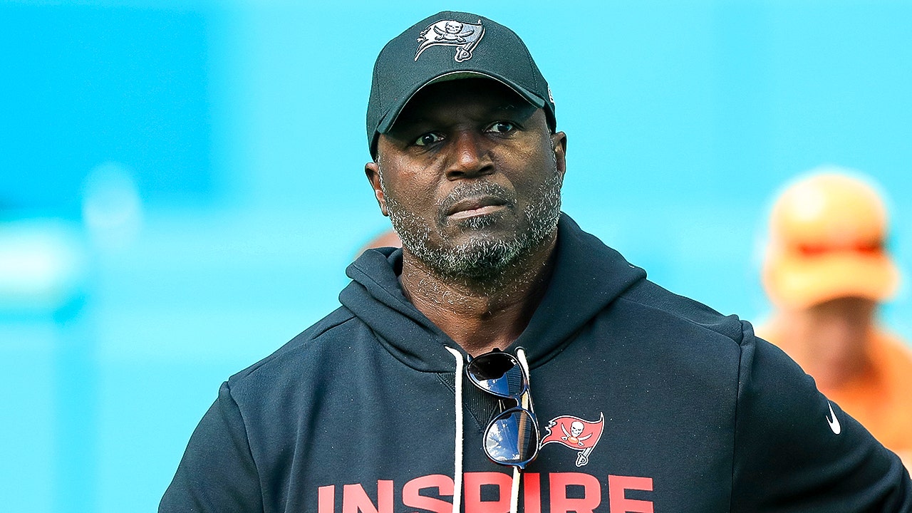 Todd Bowles says Buccaneers keeping him as head coach heading into 2026 season: report
