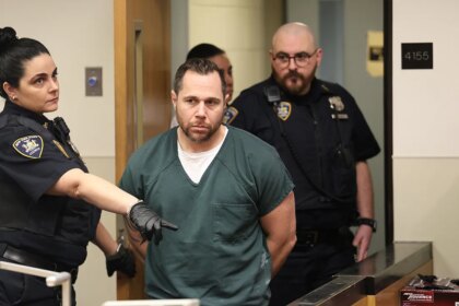 Ex-con charged in Christmas Day CVS robbery that left clerk fatally stabbed