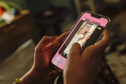 Children are at risk of forming romantic bonds with AI chatbots, experts warn