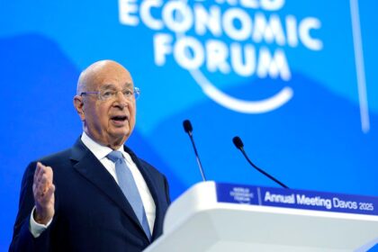 World Economic Forum invites Iranian foreign minister to Davos after regime slaughter of Iranian civilians