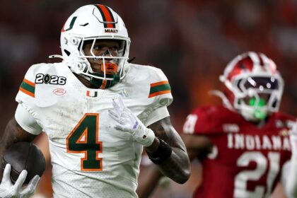 Miami star throws punch at Indiana player after national championship loss