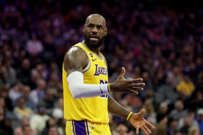 LeBron James’ unprecedented All-Star streak comes to an end after 22 years as game status hangs in balance