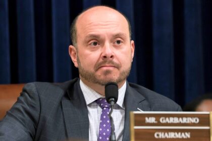 GOP lawmaker renews oversight hearing request of DHS agencies following fatal shooting in Minneapolis