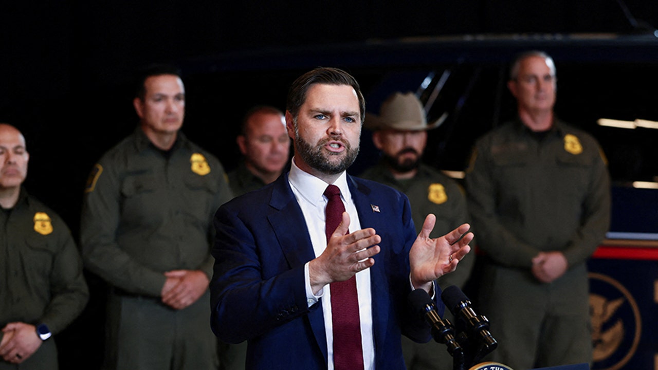 JD Vance shares ‘crazy’ story of ICE and CBP officers being mobbed in Minneapolis