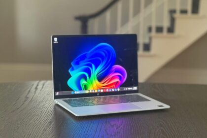 HP OmniBook 5 14 Review: You Won’t Believe How Long This Snapdragon X Laptop Runs