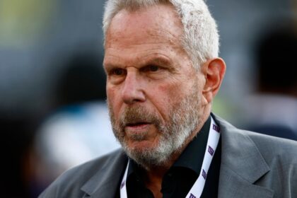 Giants co-owner Steve Tisch responds after emails between him and Jeffrey Epstein included in latest DOJ drop