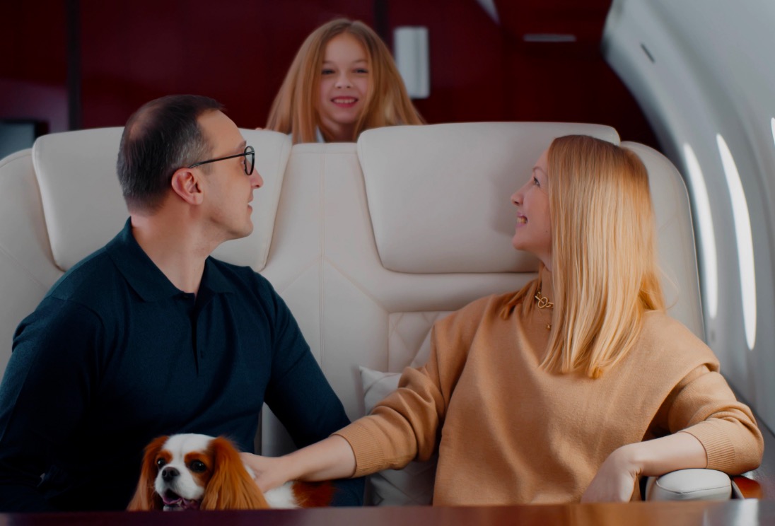 I’m a wealthy NYC mom who enjoys lavish vacations — but I refuse to fly my kids first class for good reason