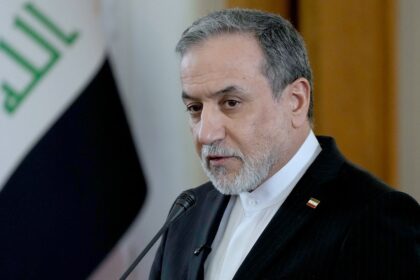 Iran will retaliate ‘with everything we have’ if US attacks, senior diplomat warns