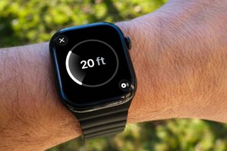 WatchOS 26.2.1 Brings AirTag 2nd Gen Precision Finding to Apple Watch