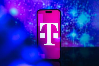 T-Mobile’s New Unlimited Phone Plan Is Designed for Families, But Check the Details