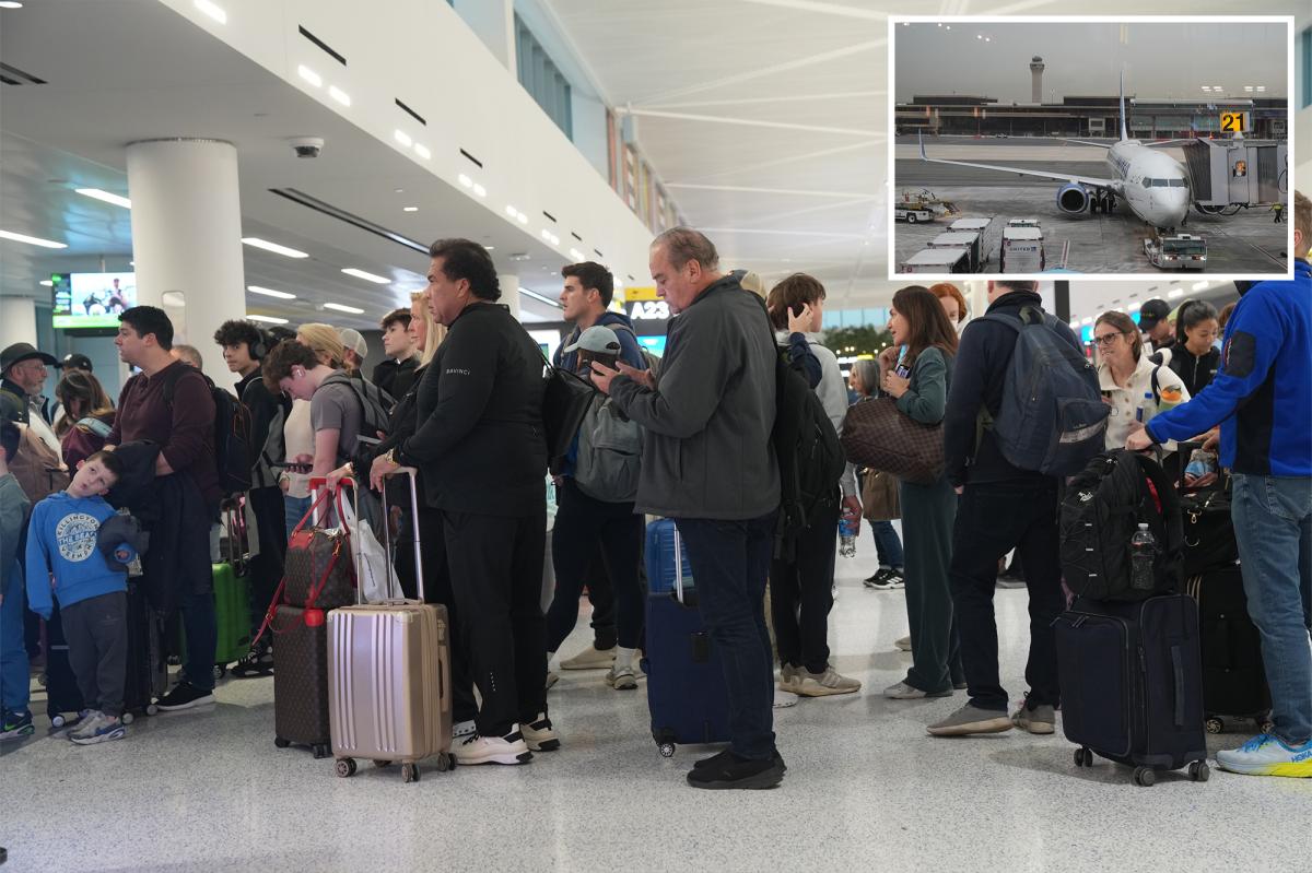 Snowy weather causes hundreds of cancellations, delays at NYC area airports