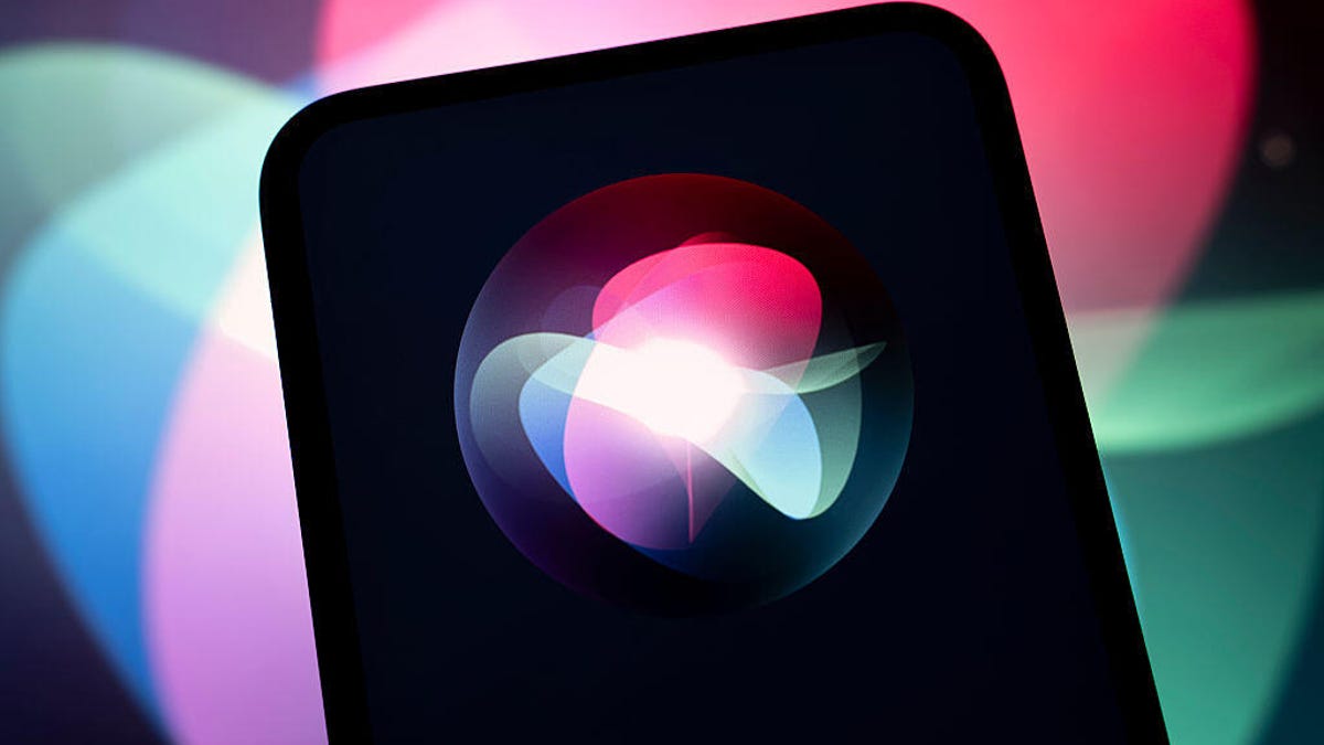 Siri Reinvented as a ChatGPT Rival? The Rumors Are Getting a Lot Louder