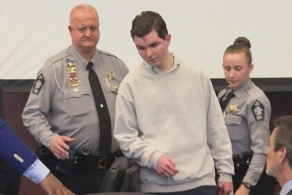 15-year-old shooter Austin Thompson will plead guilty to murdering brother and 4 others: attorney