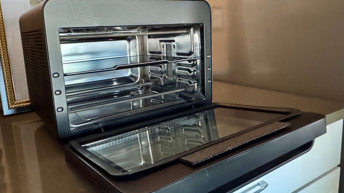 I Don’t Like Turning on My Big Oven. This iQ MiniOven Is My Secret Weapon