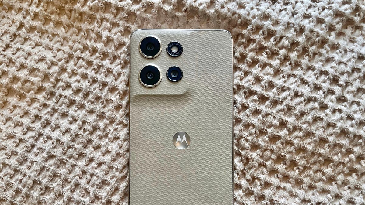 I Tested the New 0 Moto G Power: Great Battery Life but Not Enough Elsewhere