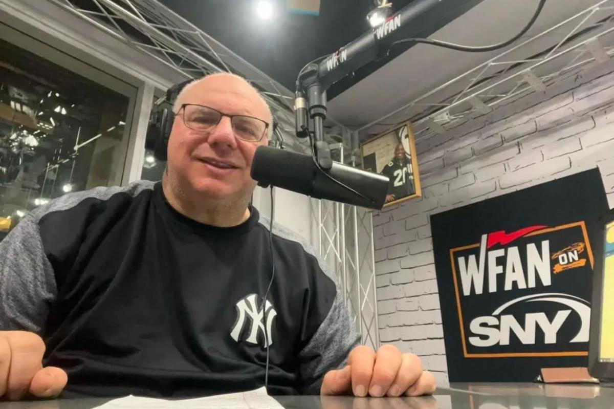 Long Island’s Peter Schwartz delivers WFAN’s final ‘sports flash’ in ‘bittersweet’ moment