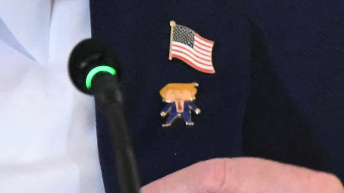 Trump's lapel pin