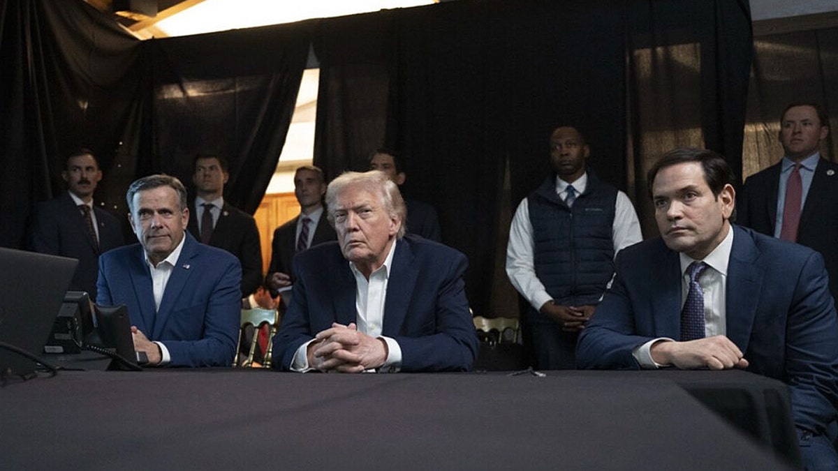 Trump monitors Venezuela strikes 