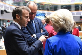 Newsletter: EU leaders raise stakes ahead of talks on economic revival