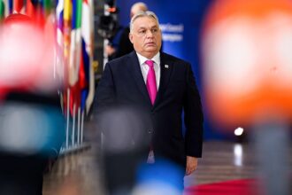 ‘Something has to give’: EU weighs options to lift Hungarian veto