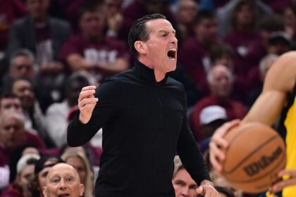 Cavaliers coach Kenny Atkinson fined for ‘berating’ and ‘making contact’ with an official