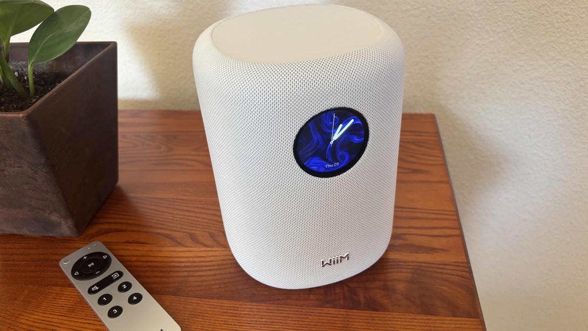 Move Over HomePod: This New Touchscreen Smart Speaker Blew Me Away