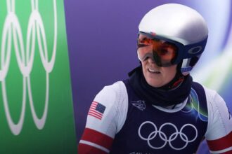 Lindsey Vonn reveals she had third surgery on broken leg