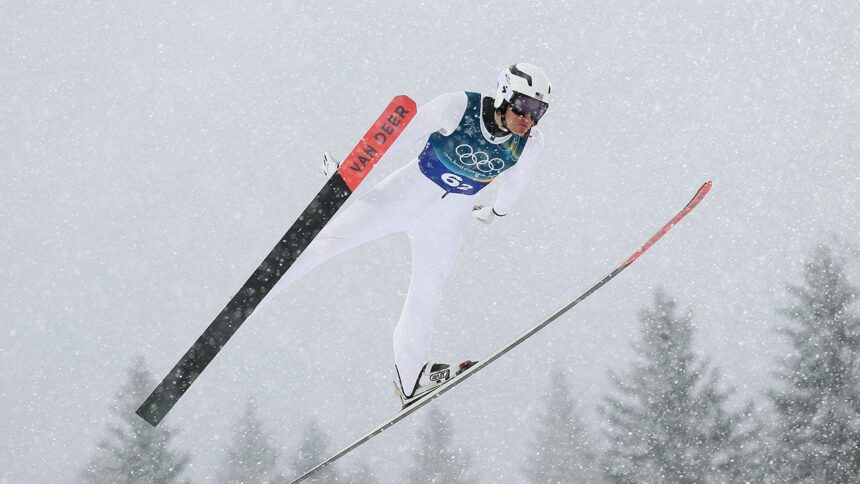 US ski jumper Ben Loomis avoids Olympic mishap after being struck by leaf blower on mountain