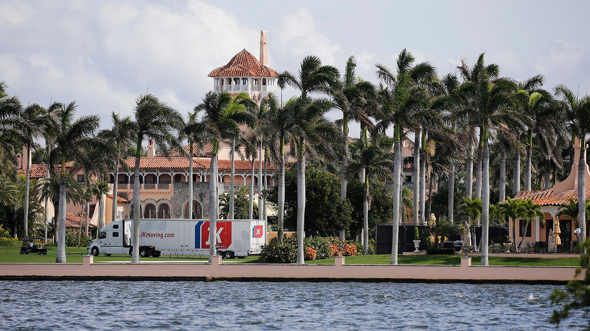 A shot of Trump's Mar-a-Lago estate.