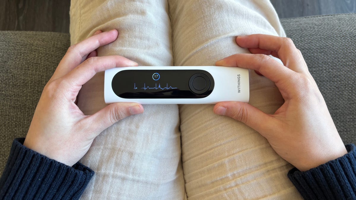 I Tested the ‘Thermometer of the Future,’ and I Think This Is Its Ideal User