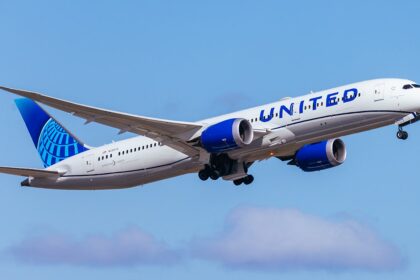 Convicted Russian stowaway strikes again, lands in Milan on United flight without ticket