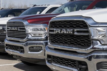 Chrysler recalls over 450K vehicles citing brake light failure