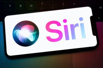 Stay Patient, Apple Fans: Siri AI Delayed Again to Late 2026 at the Earliest