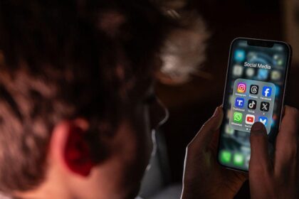 Spain Follows Australia in Banning Children From Social Media. Crackdown Could Begin Next Week