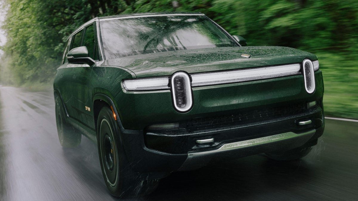 Rivian Could Let Drivers Adjust Their EV’s Cabin from an Apple Watch, Report Says