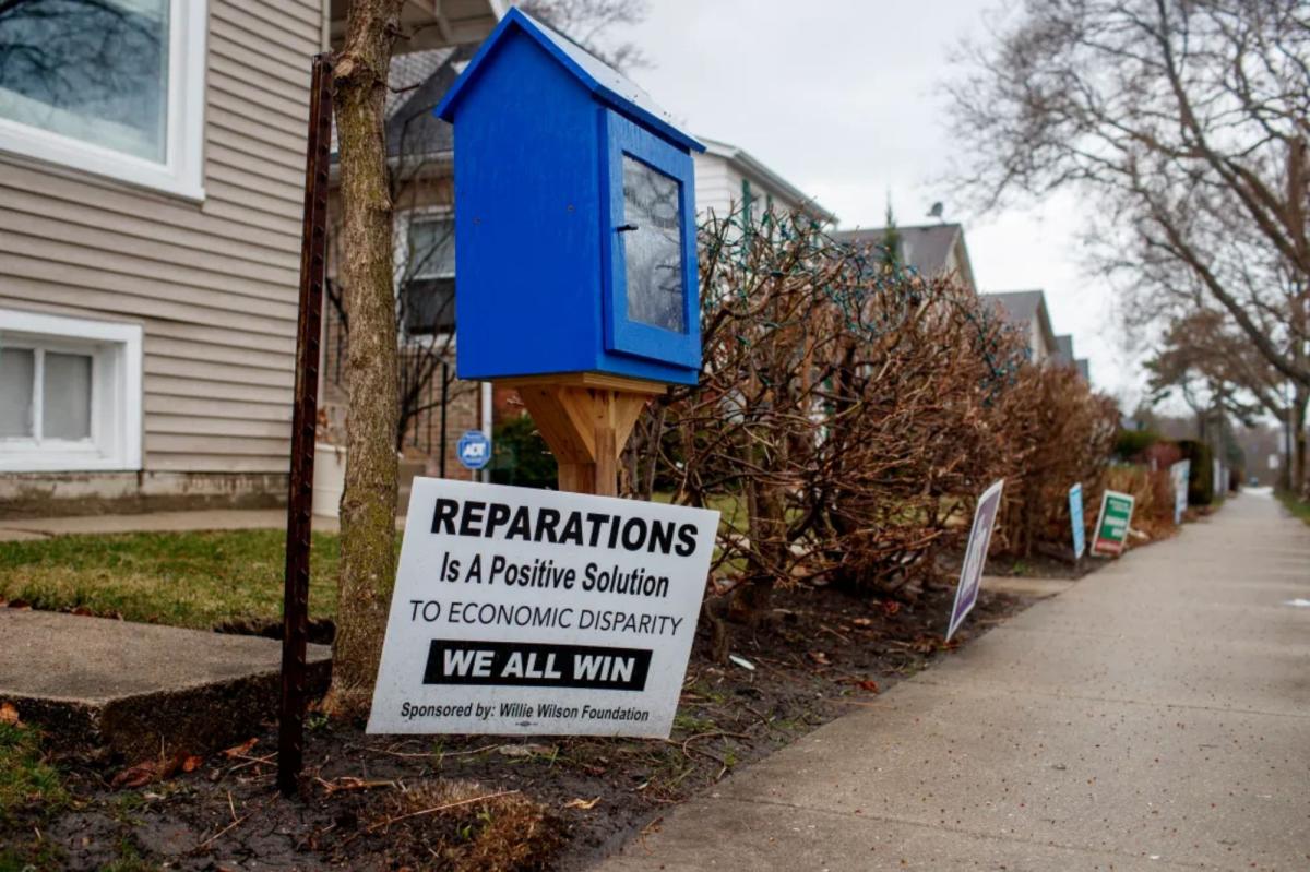 Illinois city hands out K cash payments to 44 Black residents through reparations program