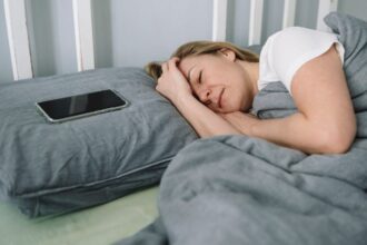 This iPhone Feature Helps Me Get More Quality Sleep