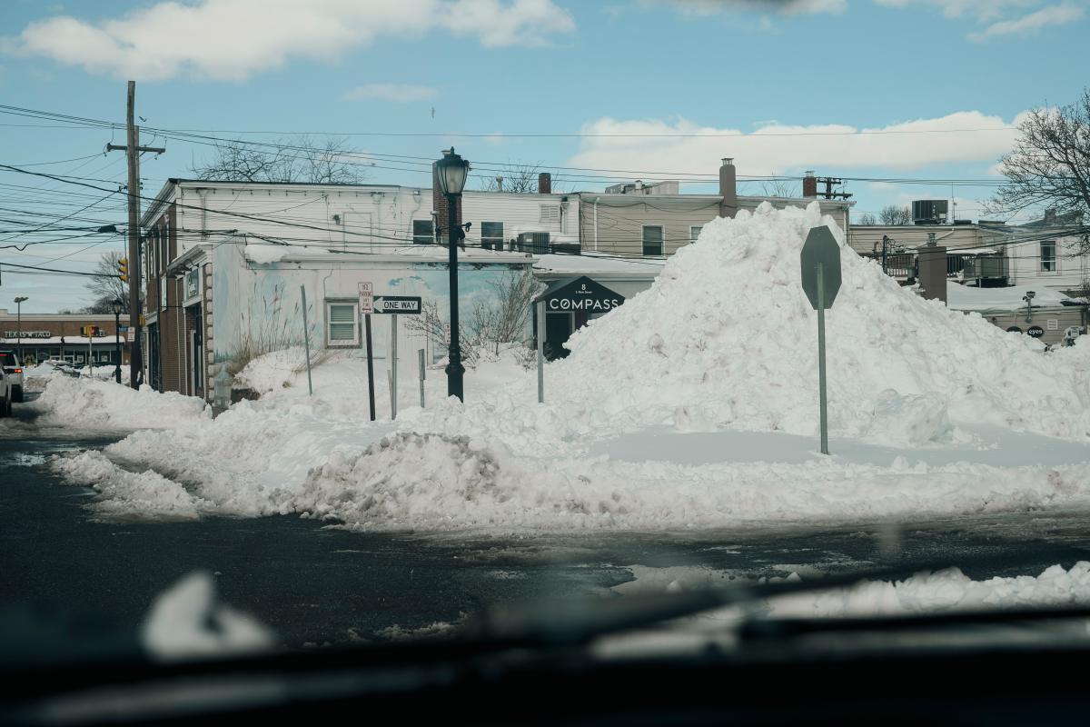 Record snow on Long Island forces plows to spend more than 50 hours on clearing single Target lot