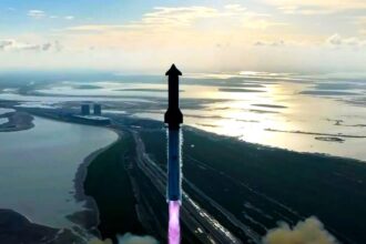 SpaceX Files Draft for Potentially Stratospheric IPO