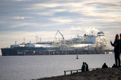 Europe’s gas prices on the brink as Qatari LNG flows stall
