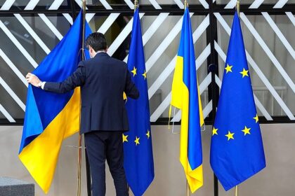 Ukraine ‘informally’ opens all six clusters in EU membership bid