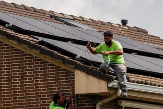 EU fails to deliver on promise of local energy communities, ECA warns