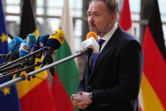 EU calls on member states to curb oil demand and prepare for prolonged