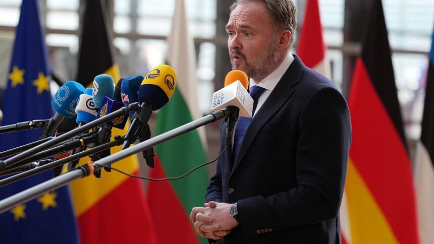 EU calls on member states to curb oil demand and prepare for prolonged